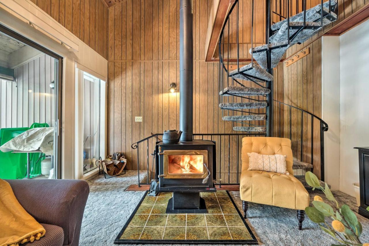 Pinecrest Retreat With Fireplace! Exterior photo